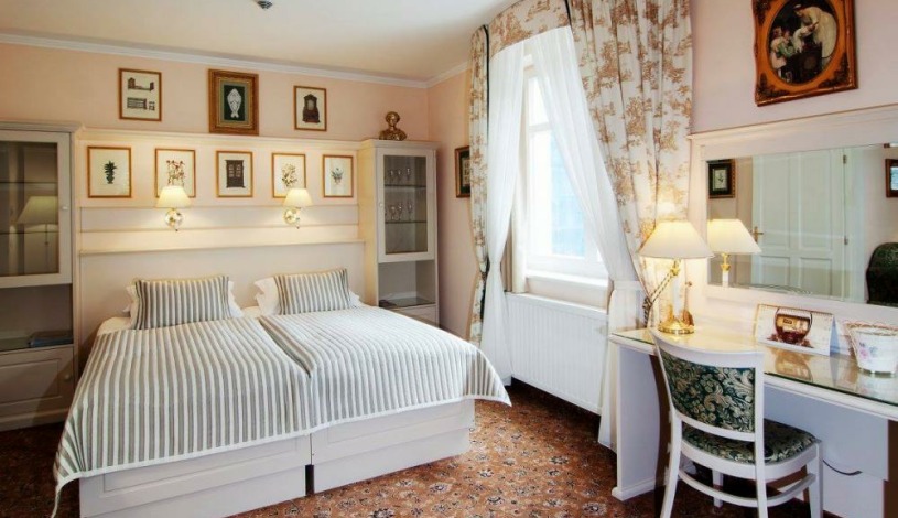 KARLSBAD GRANDE MADONNA (Aura Palace) Karlovy Vary - Apartmán